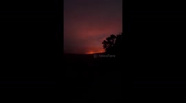 Kilauea volcano eruption | Lava spouting up hundreds of feet | multiple fissures open On big island volcano in hawaii | hot vents at volcano very active | thousands of people filming volcanic eruption in hawaii