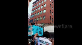 Newsflare Edit - UK: Manchester City F.C. Parade To Celebrate Treble Victory