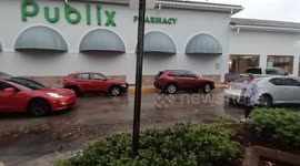 US: Flood Advisory Issued As Severe Thunderstorm Brings Heavy Rain To Southern Florida