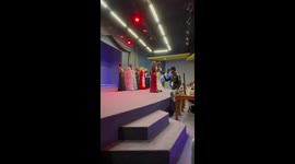 Drag Queen Steals Competitor's Wig