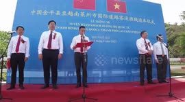 Cross-border bus service links China, Vietnam