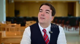 Italian lecturer hopes to be bridge of exchange between China, Italy