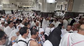 Muslim pilgrims perform the Tawaf Al-Qudum (Tawaf of arrival) (circumambulation) around the Kaaba, Islam's holiest shrine, at the Grand mosque in the holy Saudi city of Mecca, during annual Hajj pilgrimage