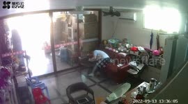 Quick-thinking Chinese teenager saves infant nephew from falling off sofa