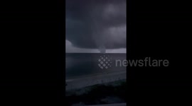 Giant waterspout spotted off Carrabelle, Florida, US