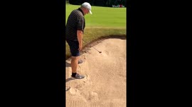 Golf-lover ASTONISHED after bunker shot turns into Peekaboo shot