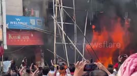 Massive Fire Breaks Out at Commercial Complex in Korba, India