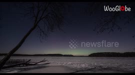 Cold & dark sky comes alive with a breathtaking Aurora Borealis showcase