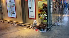 Marseille horrible strike and garbage everywhere in the railway station