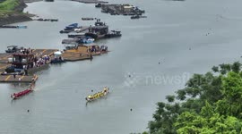 Dragon boat race held in S China's Guangxi