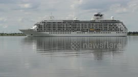 The World visits the River Thames before an afternoon stay at London International Cruise Terminal