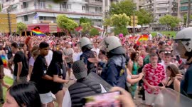 Greece: Tension as teenagers threw stones and confronted Pride parade-goers