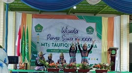 Unforeseen wardrobe mishap: sister's skirt drops mid-performance, caught on camera!