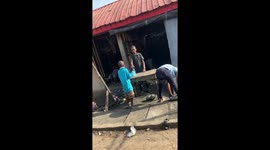 A bottle flip on a sunny afternoon, best ever bottle flipper I have seen