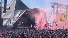 Crowd helps Lewis Capaldi finish 'Someone You Loved' at Glastonbury Festival as singer announces break from performing