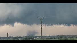 Canada: Tornado Touches Down In Central Alberta, Leaving Significant Damage 2