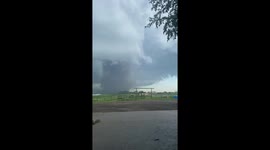 Local resident captures moment Didsbury, Alberta tornado came close to home