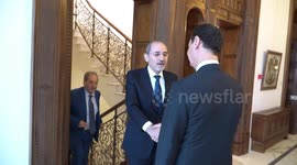 Assad says refugee return priority for Syrian gov't