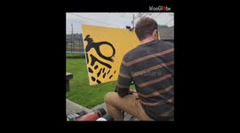 Artist unleashes a leopard's elegance in SPOT-acular painting timelapse