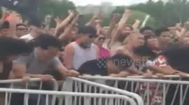 Crazy fans in music festival in China