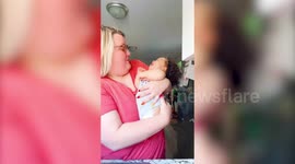 Girl born with no legs is thriving