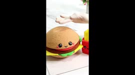Cake Artist makes Burger and Fries Deluxe chiffon cake happy meal