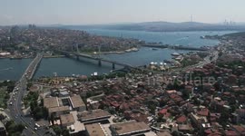Police intensify crackdown on illegal immigrants in Türkiye's Istanbul