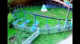 Two 15-year-old girls injured in Orekhovo-Zuevo park ride accident, investigation underway