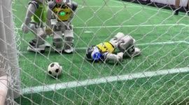 Goal machines: Robots play football at World AI conference in Shanghai