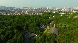 China's porcelain capital nurtures dreams of global youth