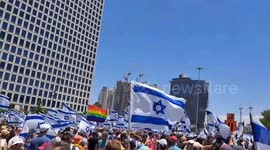 Israel: Anti-Judicial Overhaul Protesters Block Highways Nationwide 3