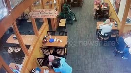 Cop Saves Choking Man's Life After Stopping For Lunch At Restaurant in Gwinnett County, GA, USA