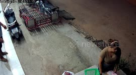 Residents flee as freak whirlwind roars towards shop in northeast Thailand