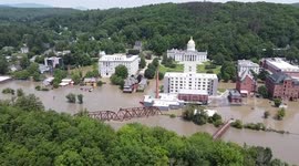 Disastrous storm leaves Vermont, USA swamped in muddy flood