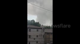 US: Multiple Tornadoes Sweep Through Chicago Area 2