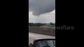 US: Multiple Tornadoes Sweep Through Chicago Area 4