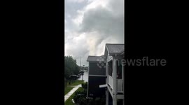 US: Multiple Tornadoes Sweep Through Chicago Area 6