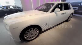 Rolls royce for you to view , showroom this is spirit of excellence