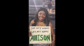 Beyonce makes superfan's day by singing her name during Toronto show