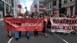 Fossil free London Protesters: Rosebank will kill us.