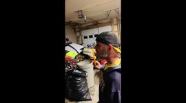 Ouch! Man tests out bug zapper on his tongue, falling over in pain