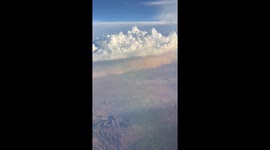 Plane passenger captures massive dust wall advancing through Phoenix, US