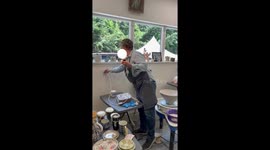 'Cursed!' - Woman pedaled into a ceramics catastrophe while trying to light up a bulb