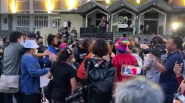 King-supporting grandmother mobbed at protest in Thailand