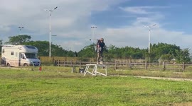 Chinese company tests jetpack that can fly 4 kilometers