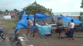 Extreme wind hits Indonesia's Padang Beach