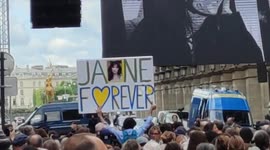 Devoted fans gather outside Paris church for Jane Birkin's funeral