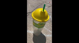 Trash artist makes beautiful flowers from the unrecyclable plastic cups