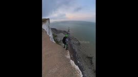 Beachy head base jump