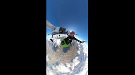 2 skydivers under 1 parachute